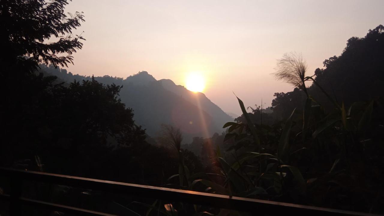 Ella Lucky Panoramic Hotel Bagian luar foto