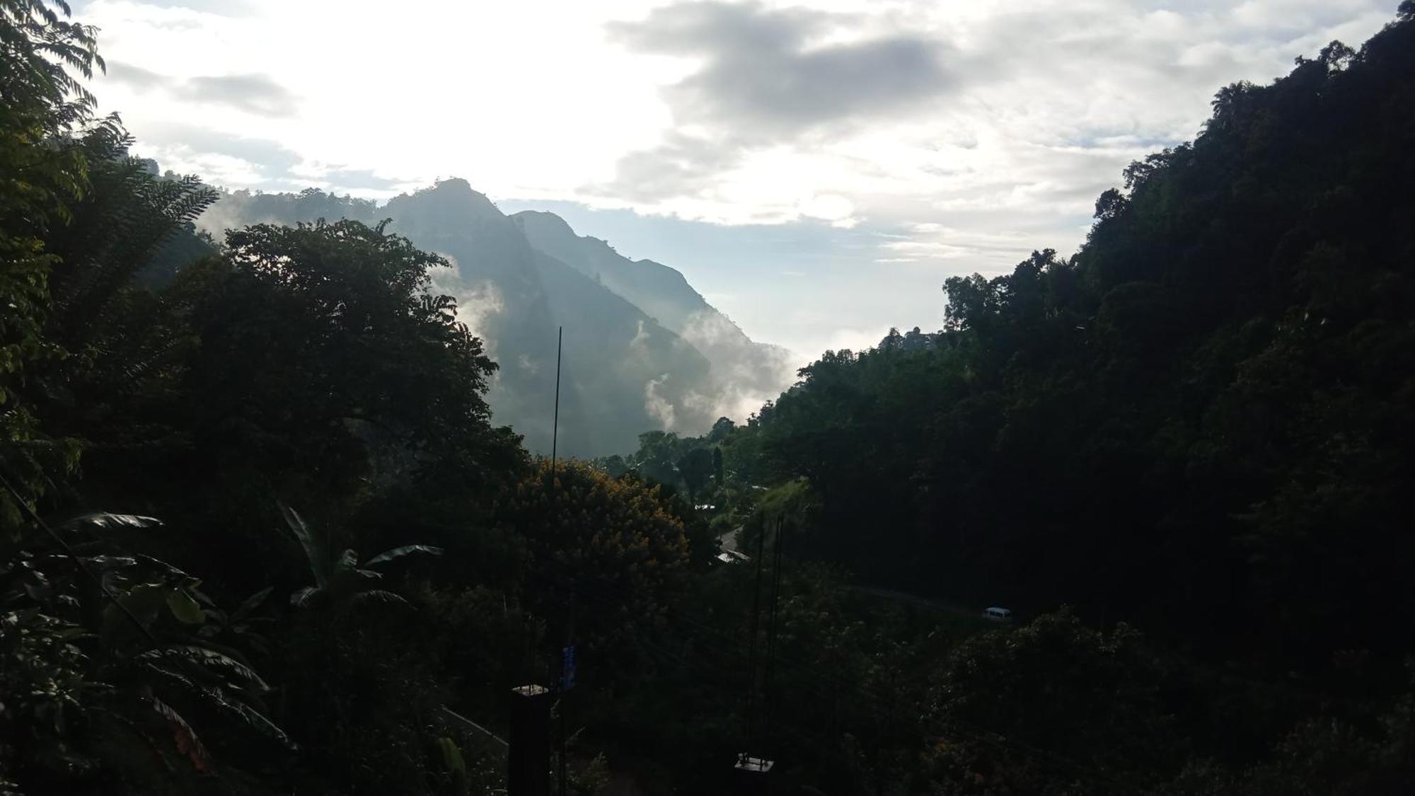 Ella Lucky Panoramic Hotel Bagian luar foto
