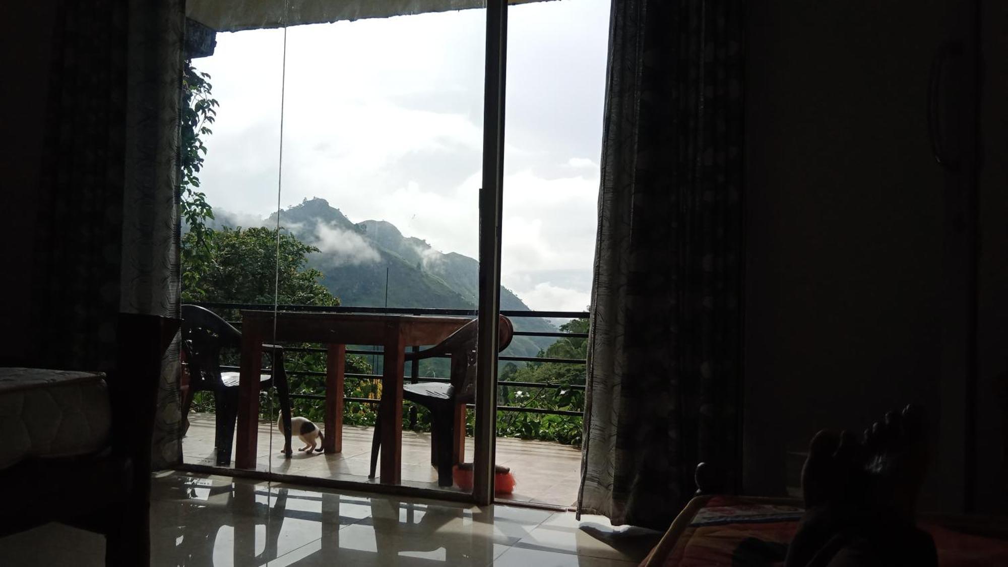 Ella Lucky Panoramic Hotel Bagian luar foto