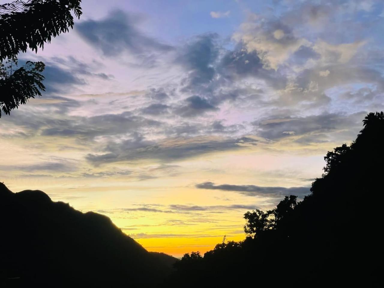 Ella Lucky Panoramic Hotel Bagian luar foto
